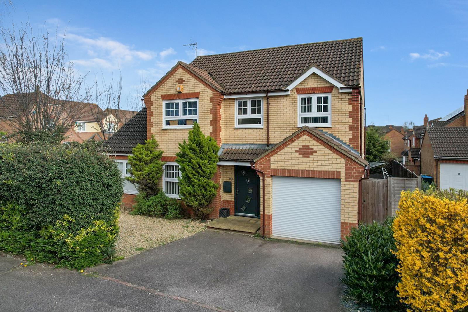 4 bed property in Kirkstall Place, Milton Keynes